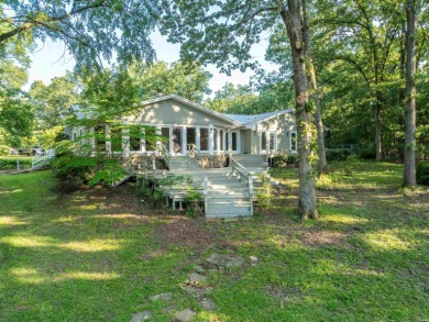 Lake Hamilton Home For Sale in Hot Springs Arkansas
