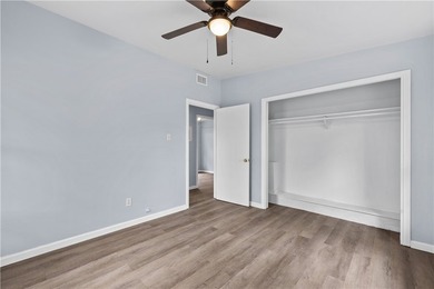 Welcome to 1506 Crosby in the growing city of Portland, TX! This - photo 11