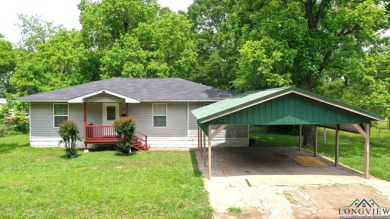 (private lake, pond, creek) Home For Sale in Jefferson Texas