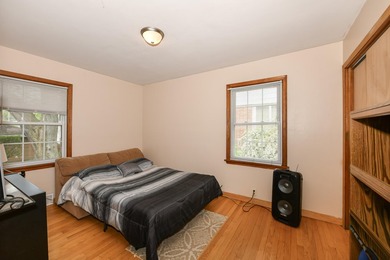 Cute as a button! Just a short distance away from Lake MI - photo 11