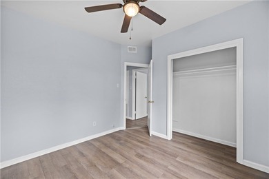 Welcome to 1506 Crosby in the growing city of Portland, TX! This - photo 13