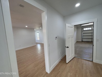 Great new construction in Shiloh Springs Community! This home - photo 14