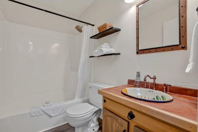 Location, Location, Location! This stylish second-floor - photo 18