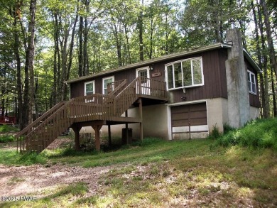 Lake Home For Sale in Hawley, Pennsylvania