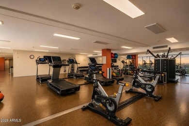 FULLY REMODELED, LARGEST 1 BEDROOM FLOOR PLAN, PRIVATE TERRACE - photo 25
