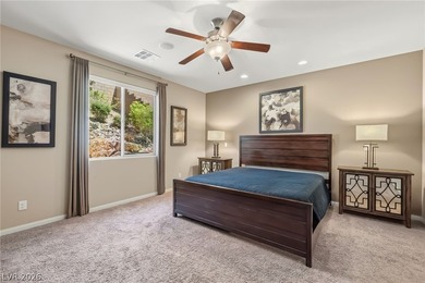 Exquisite Turnkey Retreat - Fully Furnished! This stunning - photo 31