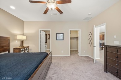 Exquisite Turnkey Retreat - Fully Furnished! This stunning - photo 32