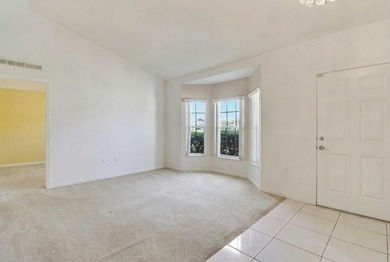 Beautiful 4-bedroom, 2-bath home located in the desirable - photo 40