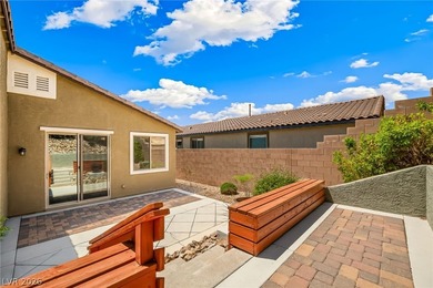 Exquisite Turnkey Retreat - Fully Furnished! This stunning - photo 42