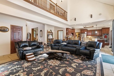 First time on the market, this bespoke 3 bed/3.5 bath modern - photo 3