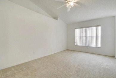 Beautiful 4-bedroom, 2-bath home located in the desirable - photo 45