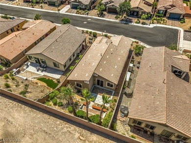 Exquisite Turnkey Retreat - Fully Furnished! This stunning - photo 46