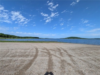 3 acres with Corps frontage on Bull Shoals Lake in Marion County - photo 7