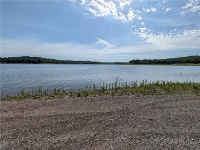 3 acres with Corps frontage on Bull Shoals Lake in Marion County - photo 8
