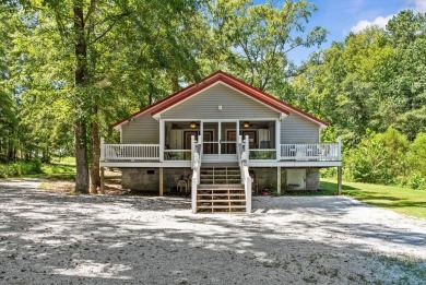 Lake Home For Sale in Eatonton, Georgia