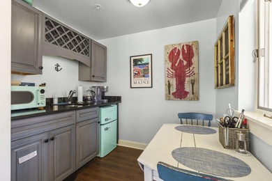 Waterfront Studio -- Fully Furnished, Ground Level Convenience - photo 5
