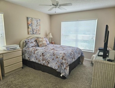Welcome to this charming villa in the Gardens of St Lucie - photo 10
