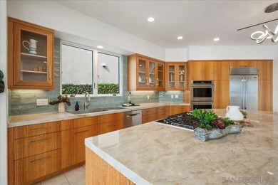 Welcome to your DREAM HOME on Riviera Drive, perfectly - photo 13