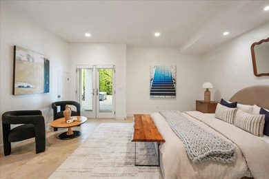 Welcome to your DREAM HOME on Riviera Drive, perfectly - photo 17