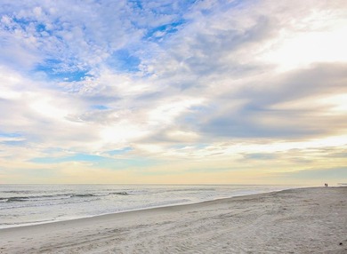 This very open and spacious 3 Bedroom, 2 Bath beach house is - photo 24