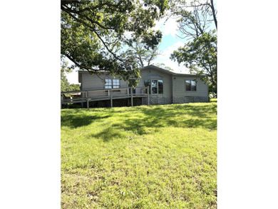 This inviting 3 bed, 2 bath country home offers a lifestyle - photo 1