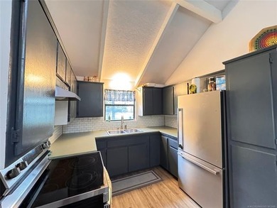 Embrace the ultimate river lifestyle in this beautifully updated - photo 32