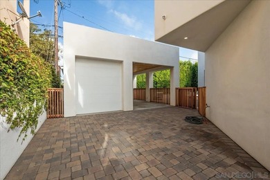 Welcome to your DREAM HOME on Riviera Drive, perfectly - photo 39