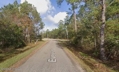 Exceptional opportunity to own three adjoining waterfront lots - photo 1