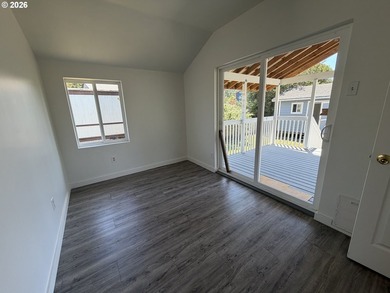 Escape to comfort and adventure in this charming 1-bedroom - photo 12