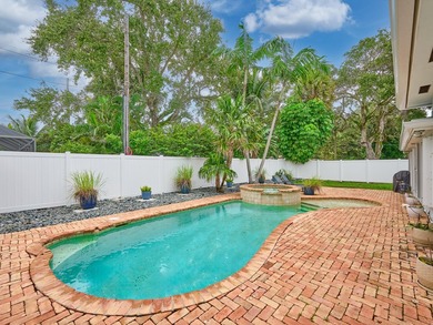 Welcome to your charming and bright Royal Oak Hills home in Boca - photo 14