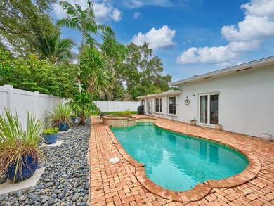 Welcome to your charming and bright Royal Oak Hills home in Boca - photo 15