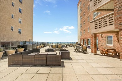 Come and live the beach life. This Junior 4 corner unit offers - photo 19