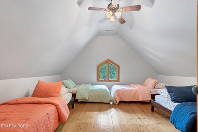 Located in the beautiful gated community of Laurel Valley, this - photo 20