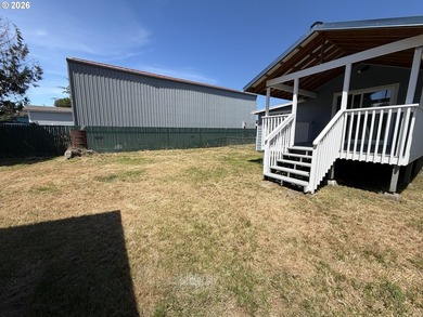 Escape to comfort and adventure in this charming 1-bedroom - photo 23