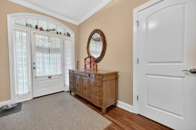 Beautiful big house on a beautiful large lot in a great area on - photo 5
