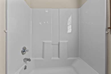 Priced below appraisal, Motivated Seller! This home could easily - photo 33