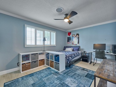 Welcome to your charming and bright Royal Oak Hills home in Boca - photo 37