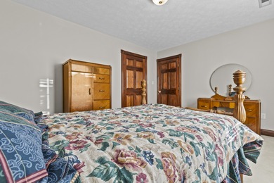 Priced below appraisal, Motivated Seller! This home could easily - photo 38