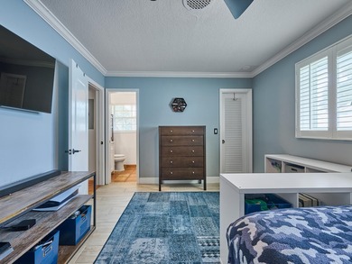 Welcome to your charming and bright Royal Oak Hills home in Boca - photo 38