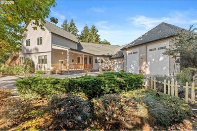 Lake Home For Sale in Lebanon, Oregon