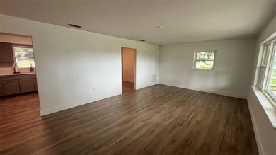 Looking for a classic home with new features? Located in cozy - photo 6