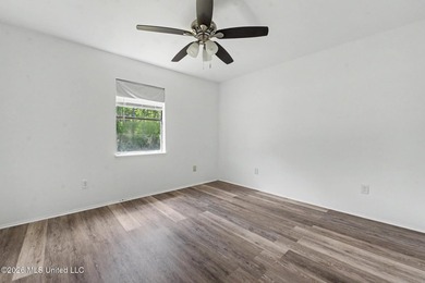 Duplex on 3+ Acres | Multifamily Zoned | No HOA | Near Seabee - photo 7