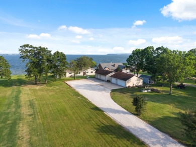 Outrageous Open Waterfront Views, Gorgeous Home on Almost 2 Acres - photo 3