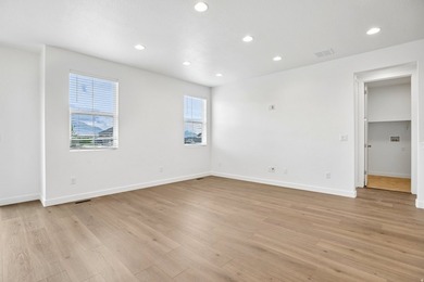 New rambler by Ivory Homes located in Holbrook Farms in Lehi - photo 9