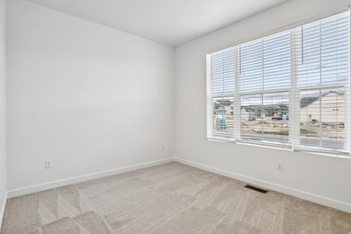 New rambler by Ivory Homes located in Holbrook Farms in Lehi - photo 10