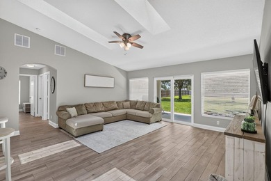 So much to enjoy in this move-in ready 3 Bedroom, 2 Bath, 2 Car - photo 11