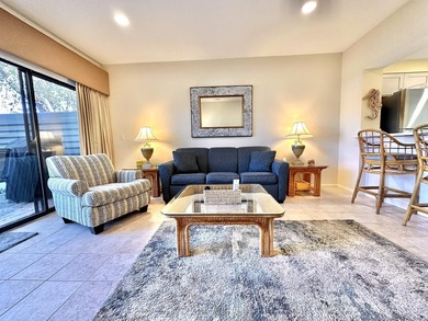 This beautiful Beachwalk Villa is being sold fully furnished and - photo 18