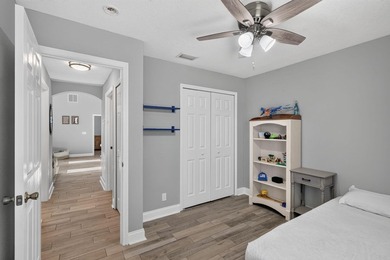 So much to enjoy in this move-in ready 3 Bedroom, 2 Bath, 2 Car - photo 19