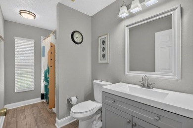 So much to enjoy in this move-in ready 3 Bedroom, 2 Bath, 2 Car - photo 20