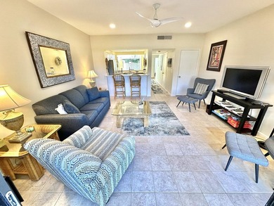 This beautiful Beachwalk Villa is being sold fully furnished and - photo 21